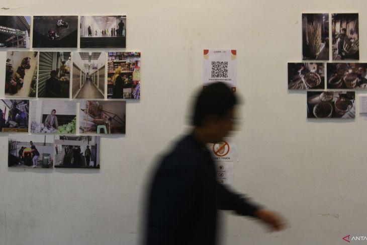 Pameran foto cerita tentang pekerja di Malang