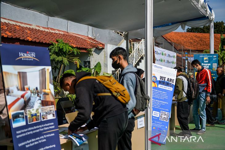 Bursa kerja di Bandung