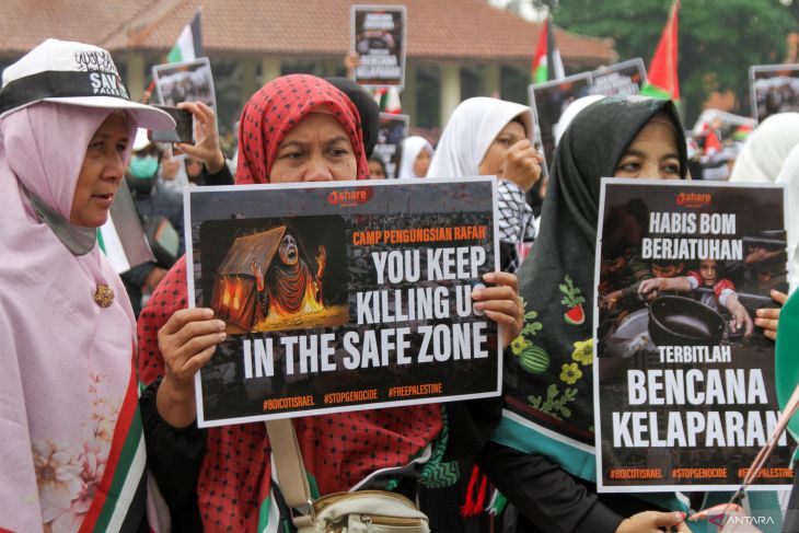 Aksi bela Palestina di Sidoarjo