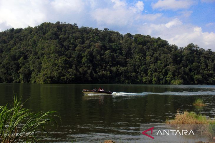 Wisata Danau Law Kawar di Karo