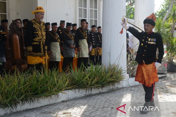 FOTO - Upacara adat alam pedang Kerajaan Aceh Darussalam