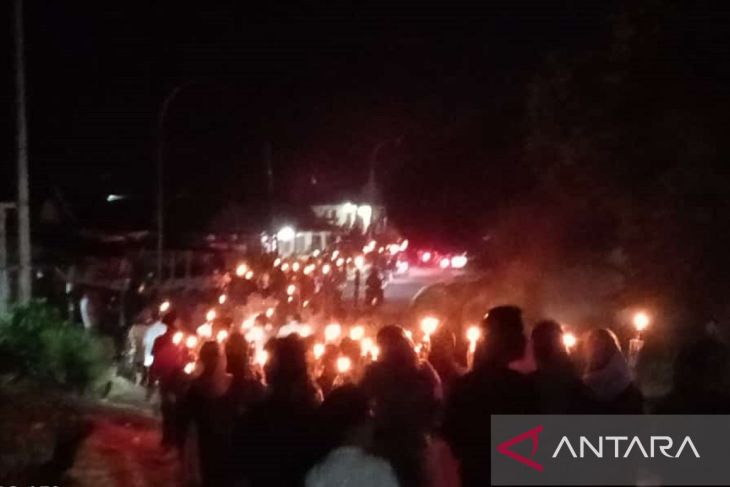 Kemeriahan Pawai Obor Tahun Baru Islam Desa Sempan