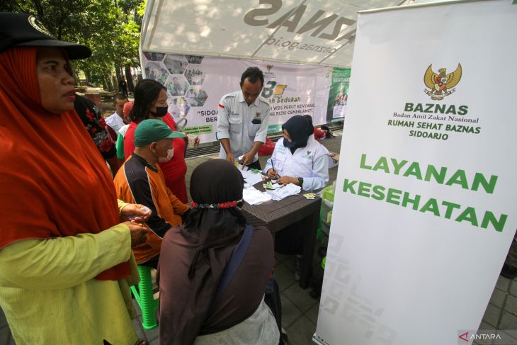 Program makan siang dan pemeriksaan kesehatan gratis Baznas