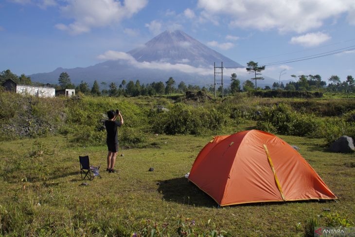 Perubahan tingkat aktivitas Gunung Semeru