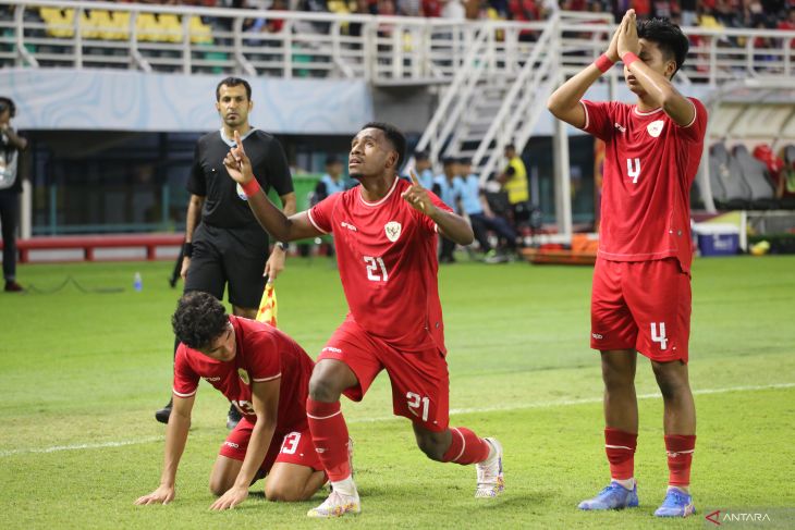 Piala AFF U-19: Indonesia taklukkan Kamboja 2-0