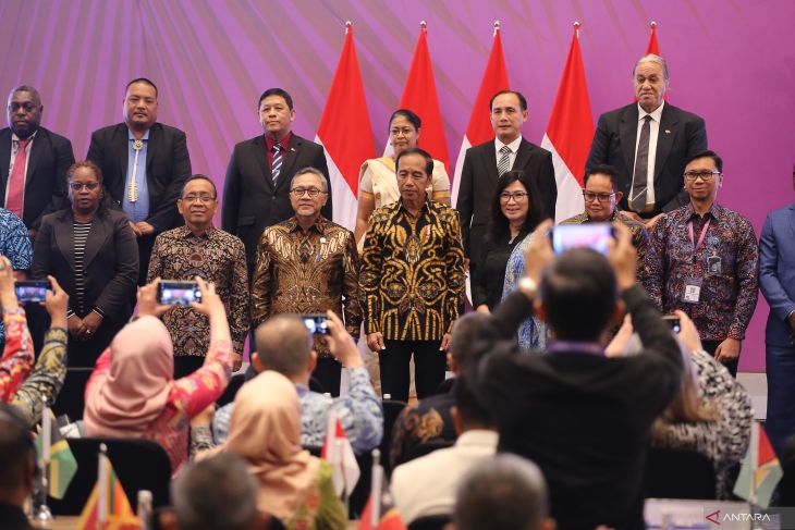 Presiden membuka konferensi dan pameran kelapa internasional