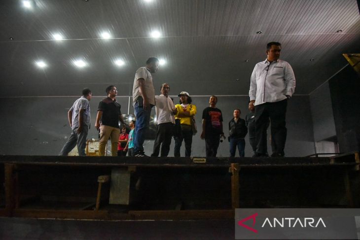 Seniman menuntut Pemkot Medan mengembalikan fungsi Taman Budaya Medan