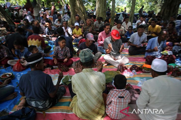 FOTO - Petani gelar kenduri blang di Aceh Besar