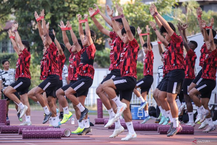 Latihan Timnas Indonesia U-19 jelang semifinal lawan Malaysia