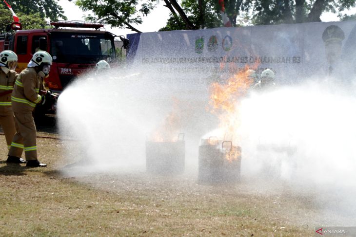 Simulasi kedaruratan pengelolaan B3