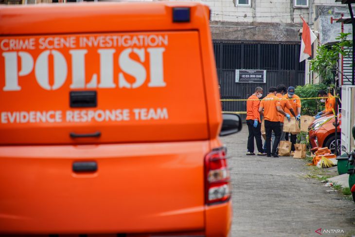 Penggeledahan rumah terduga teroris di Batu