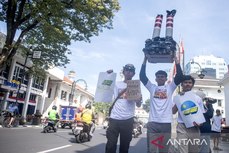 Aksi simpatik percepatan transisi energi di Indonesia