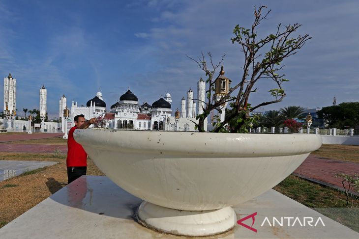 FOTO - Aksi Jumat Bersih semarak PON Aceh-Sumut