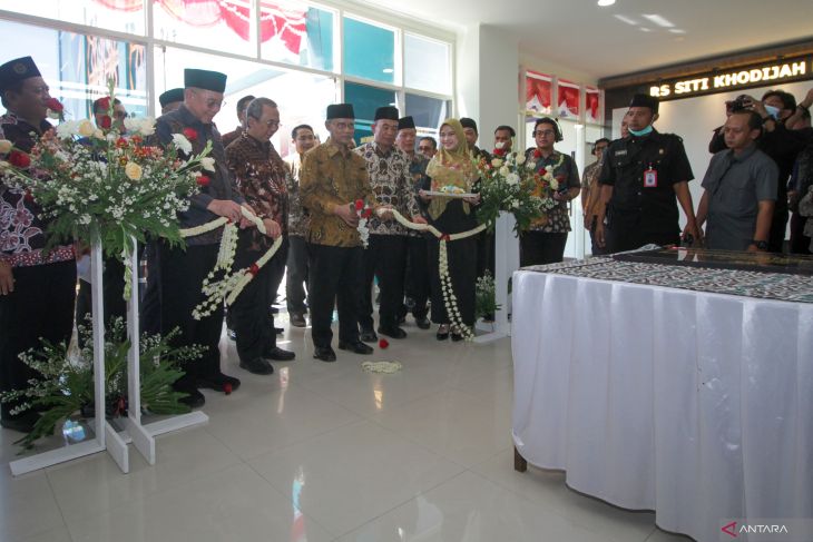 Peresmian gedung Medik tahap 3 RS Siti Khodijah