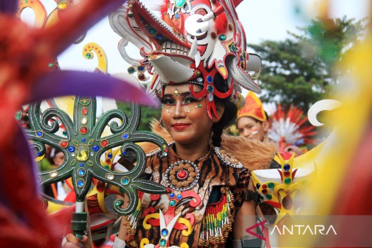 Semarak Karnaval Budaya Khatulistiwa