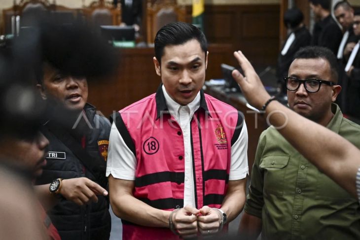 Sidang perdana Harvey Moeis terkait korupsi timah