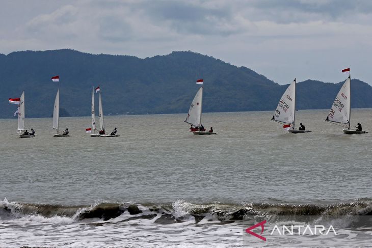 FOTO - Parade atlet layar HUT RI di Aceh