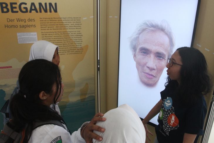 Pameran sains Goethe Institut di Malang