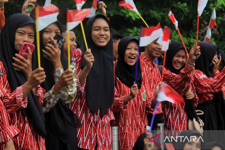 Penyambutan Juara Olimpiade Veddriq Leonardo di Pontianak