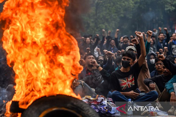 Aksi mahasiswa di Bandung