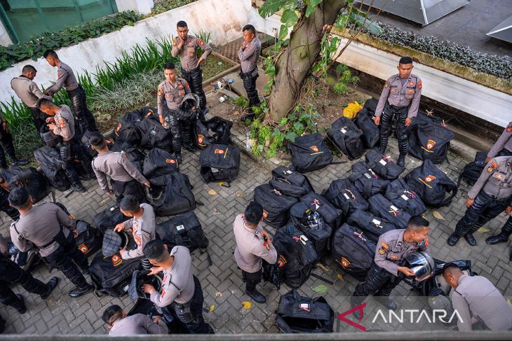 Pengamanan gedung DPRD Jawa Barat