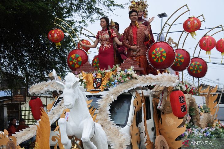 Pawai kendaraan hias di Pangkalpinang