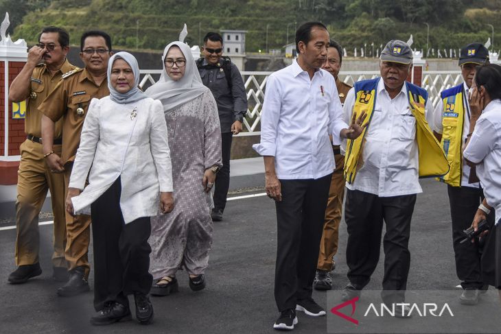 Presiden resmikan Bendungan Leuwikeris di Tasikmalaya