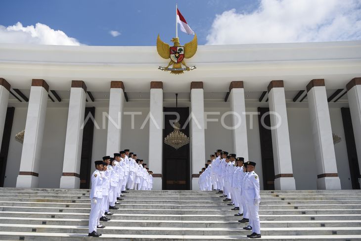 Duplikat bendera pusaka Merah Putih kembali ke Jakarta