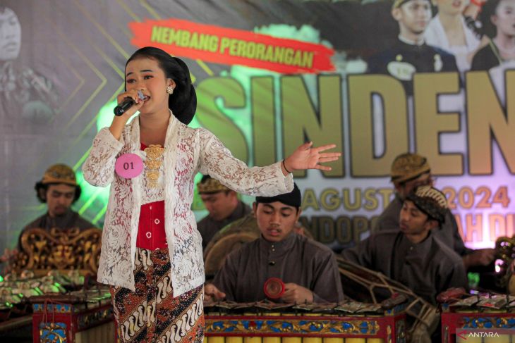 Lomba Sinden Idola di Kota Batu