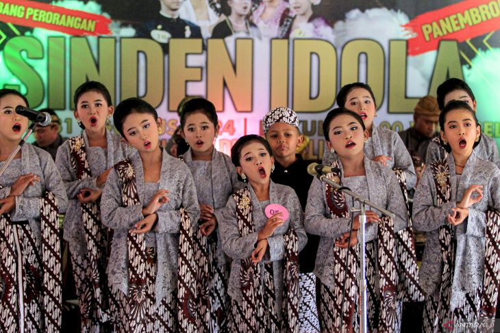 Lomba Sinden Idola di Kota Batu