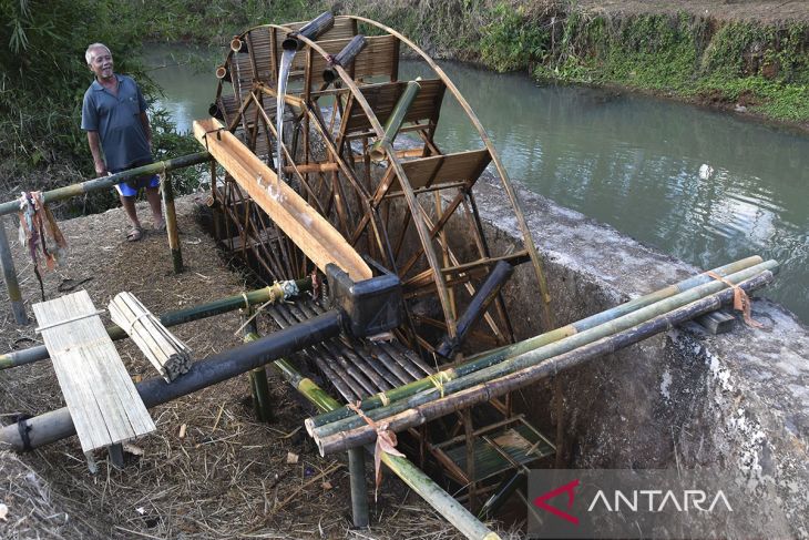 Kincir air atasi kekeringan untuk lahan pertanian di Ciamis