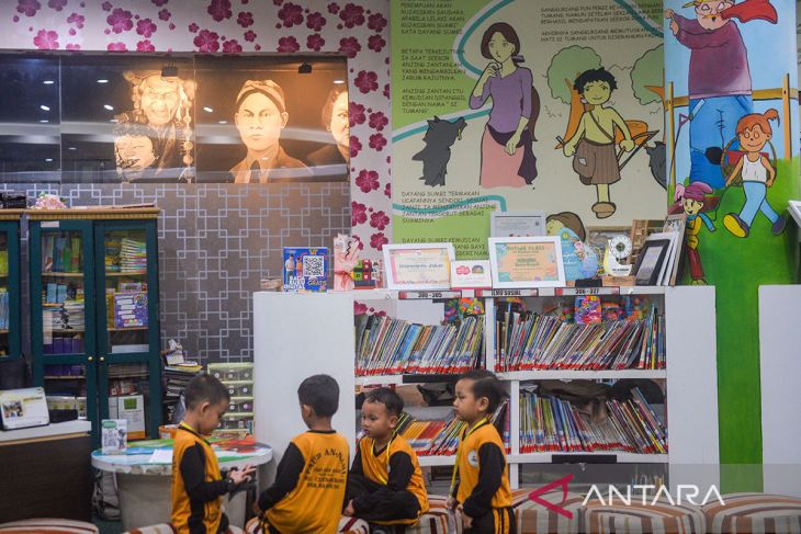 Hari kunjung perpustakaan di Bandung