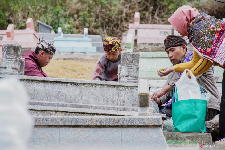 Perayaan Hari Raya Karo Suku Tengger