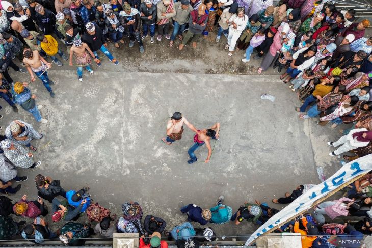 Tradisi Ojung Suku Tengger