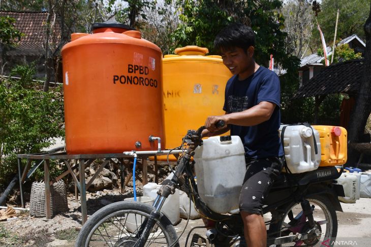 BPBD Ponorogo distribusikan air bersih untuk warga