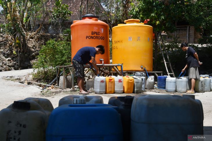 BPBD Ponorogo distribusikan air bersih untuk warga