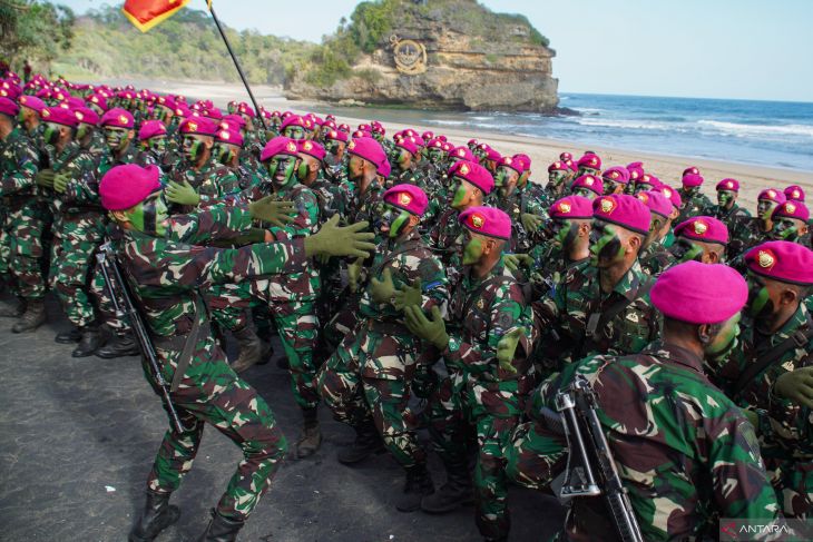 Upacara Pembaretan Dikko 174 Marinir