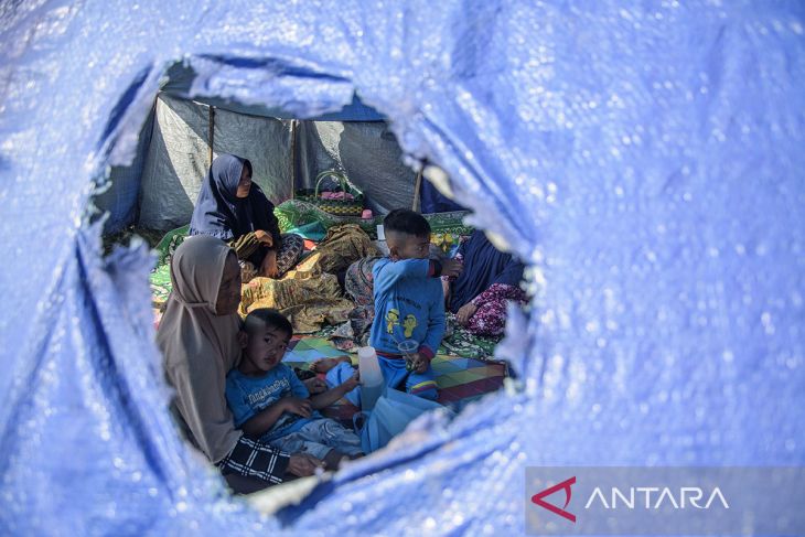 Korban gempa kertasari Kabupaten Bandung