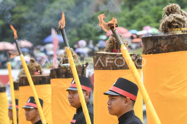 Pembukaan Festival Erau Adat Kutai