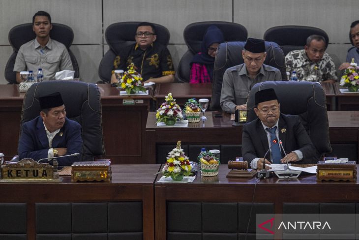 Rapat paripurna penetapan pimpinan DPRD Provinsi Banten