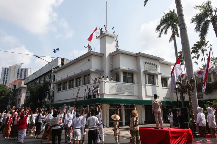 Peringatan peristiwa perobekan bendera Belanda