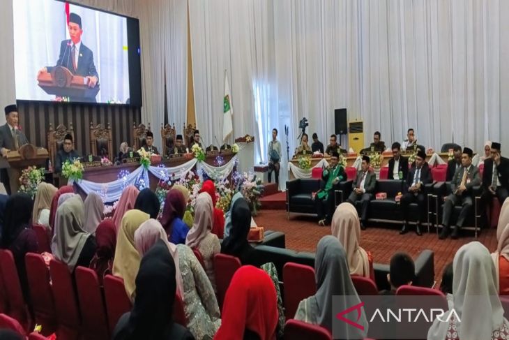 Pimpinan DPRD Tanah Bumbu ucapkan janji jabatan