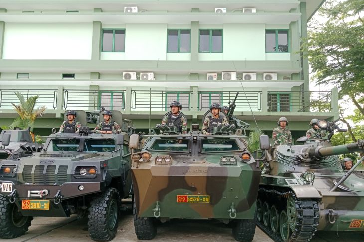 Upacara HUT ke- 79 TNI di Kalimantan Barat