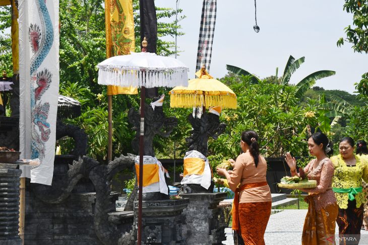 Hari Raya Kuningan di Magetan