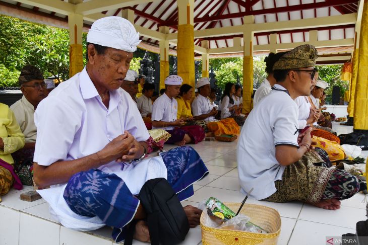 Hari Raya Kuningan di Magetan