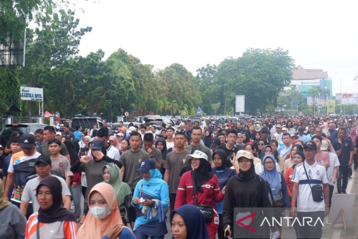 HUT ke-253 Kota Pontianak pemerintah adakan jalan sehat