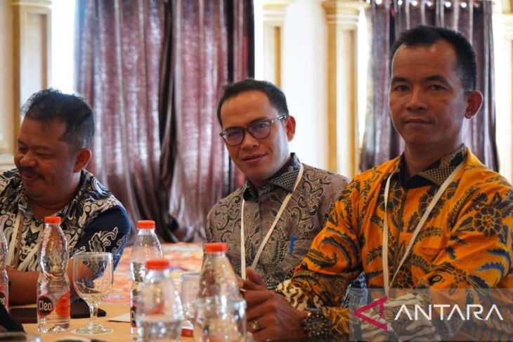 Anggota DPRD Balangan saat mengikuti orientasi