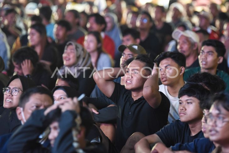 Nobar Timnas Indonesia di Samarinda