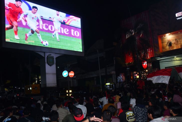 Nonton bareng Timnas Indonesia di Madiun