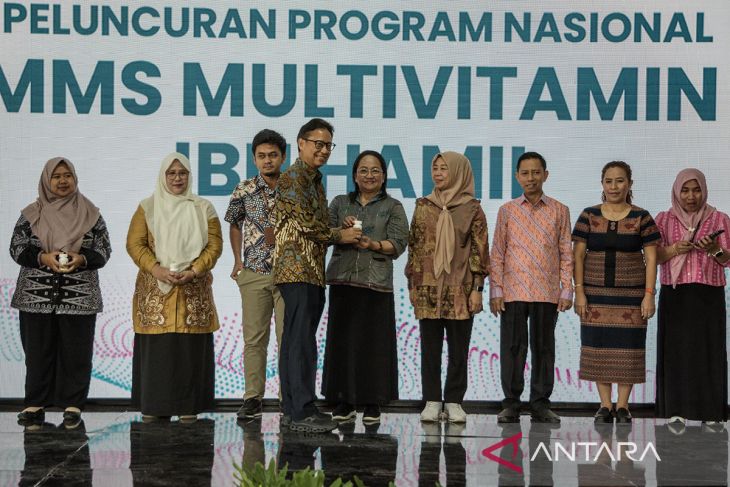 Peluncuran program nasional multivitamin untuk ibu hamil